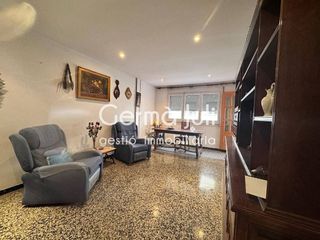 Piso en venta en Casagemes - Canyadó en Badalona