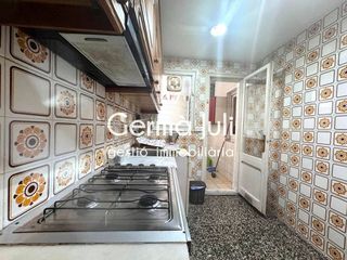 Piso en venta en Casagemes - Canyadó en Badalona
