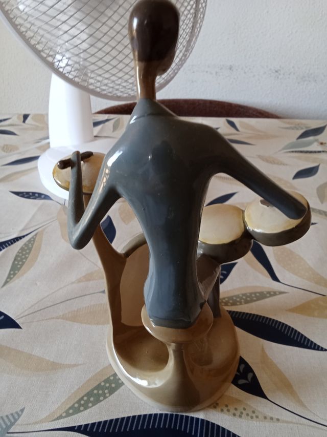 Figura músico poliresina Amory Art