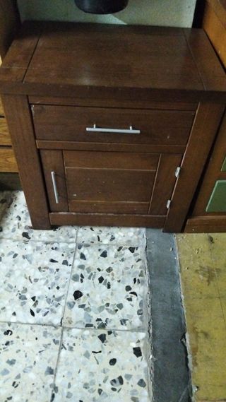 Mesita 57x39x59 alto