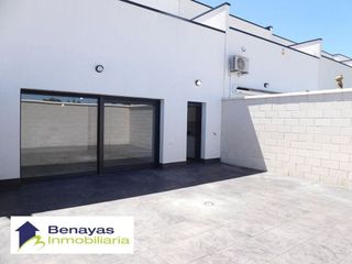 Casa adosada en alquiler en Rollo - Puente Ladrillo en Salamanca