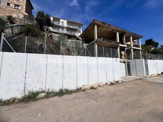 Terreno en venta en Els Pins en Blanes