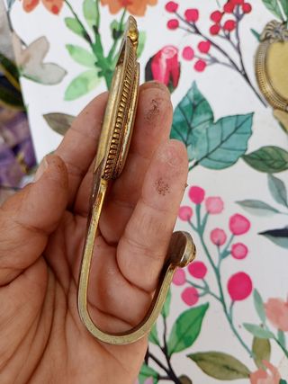 2 Perchas Pared Vintage Doradas