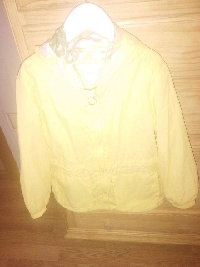 Parka niña entretiempo amarilla