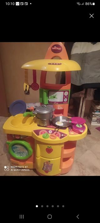 Cocinita con todos los accesorios 