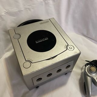 Nintendo GameCube argento + controller senza cavi