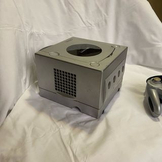 Nintendo GameCube argento + controller senza cavi