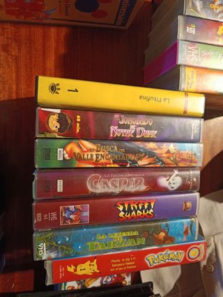 VHS infantiles y de Disney