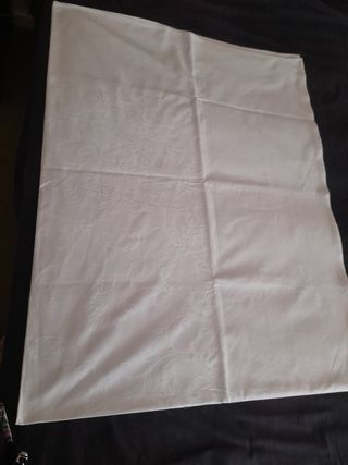 Tapiz blanco - Colcha o mantel