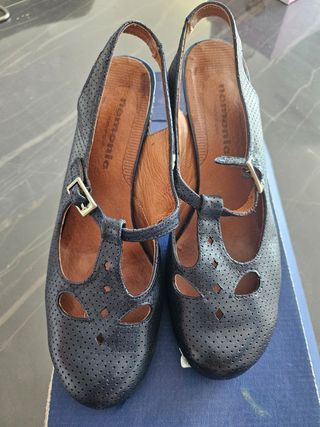 Zapatos Nemonic negros, tacón