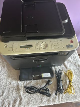 Impresora Samsung CLX-3185FN