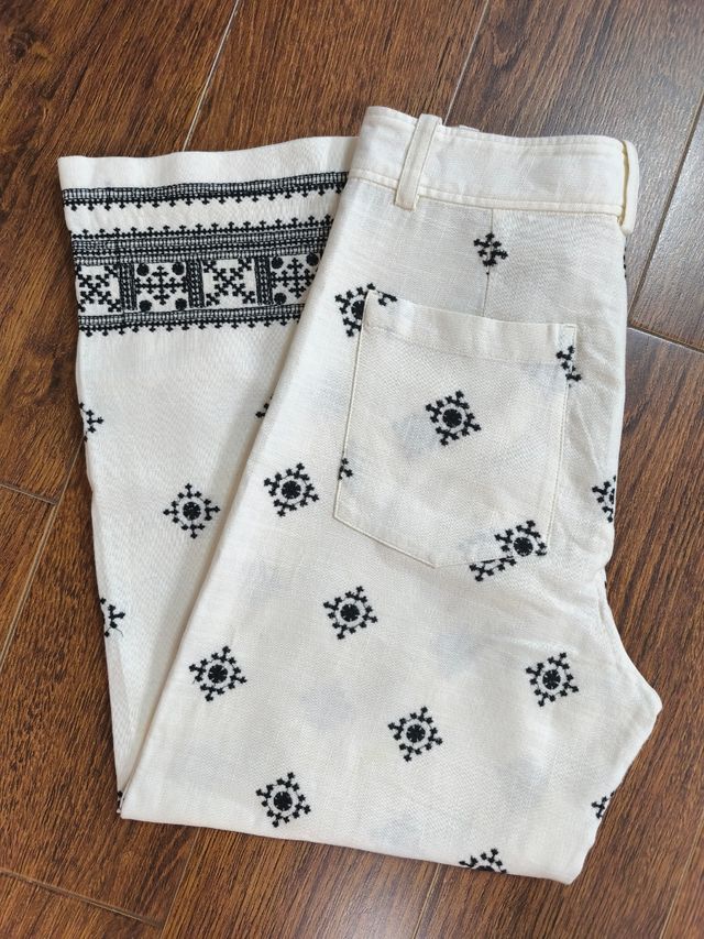Pantalones Zara