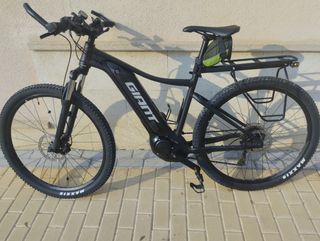 Bicicleta eléctrica Giant Talon E+ negra