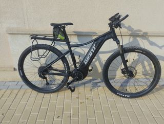 Bicicleta eléctrica Giant Talon E+ negra