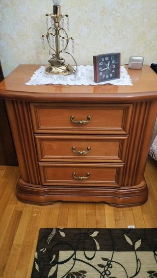 Armadio anni '80 legno massello