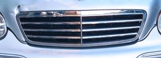 Parrilla /calandria original Mercedes Benz W203
