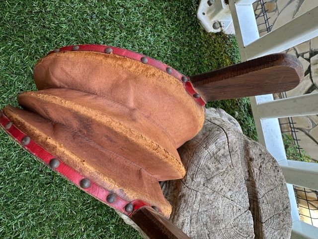 Fuelle antiguo de madera