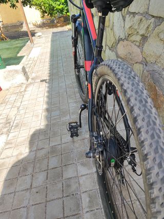 Bicicleta eléctrica montaña, cubierta anti pinchaz