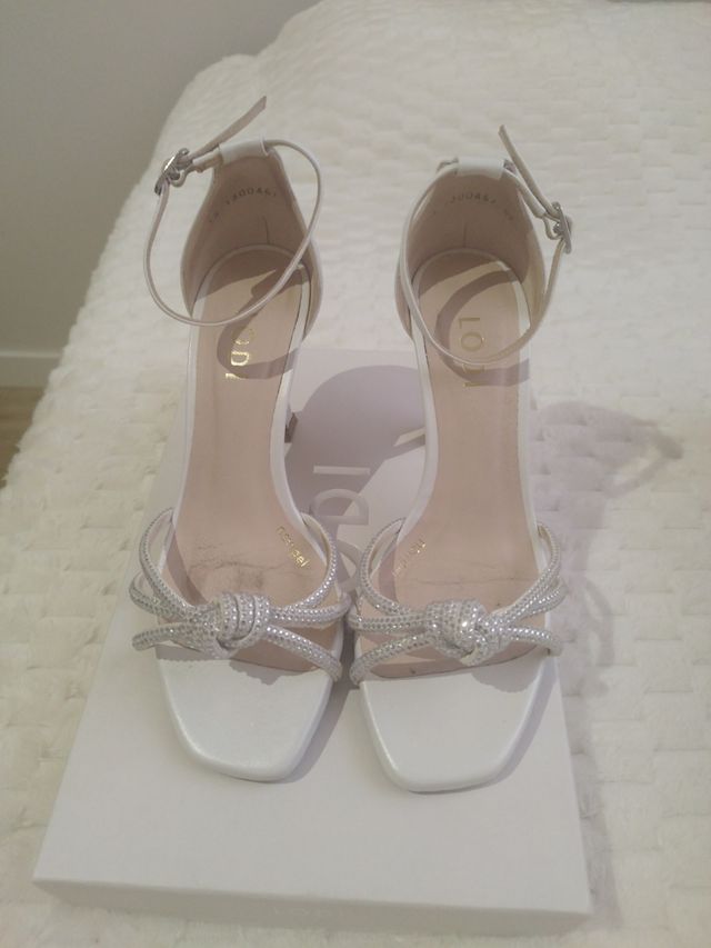 Sandalias Lodi blancas talla 37