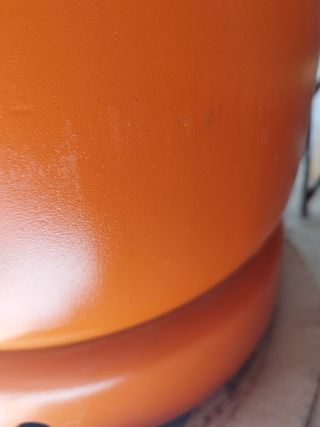 Envase grande naranja