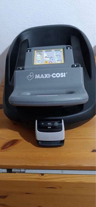 Maxi-Cosi Pebble Isofix + Base