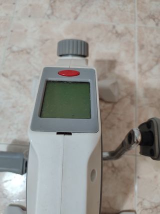 Mini bici estática ejercicio