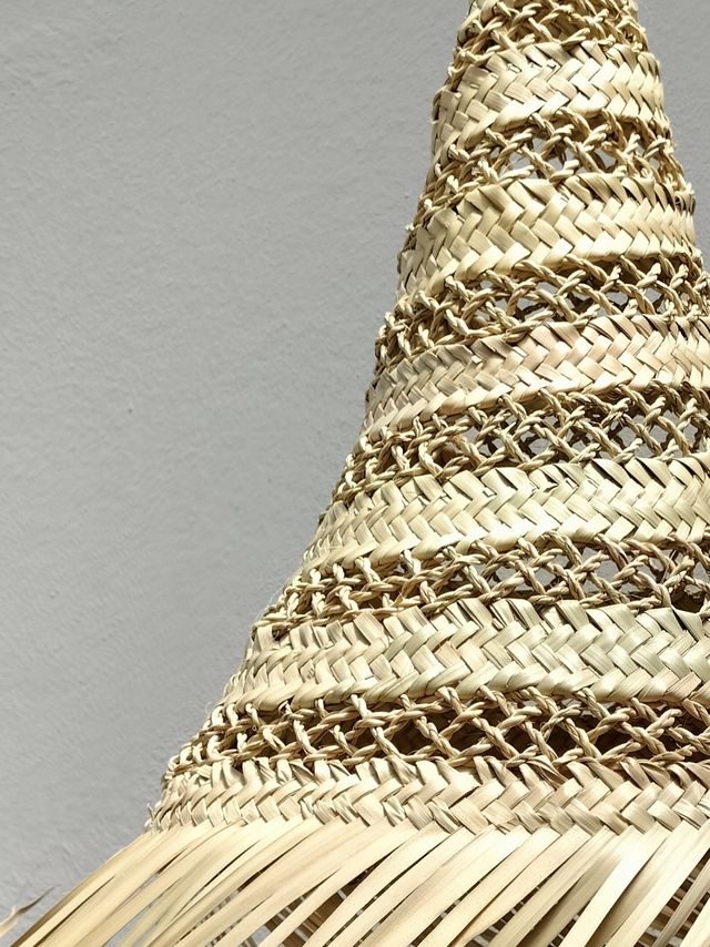 Candeeiro de Folha de Palmeira com Franjas