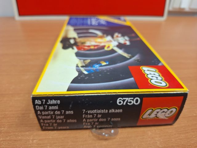 ROBOT SONICO LEGO SPACE 6750 (1986)