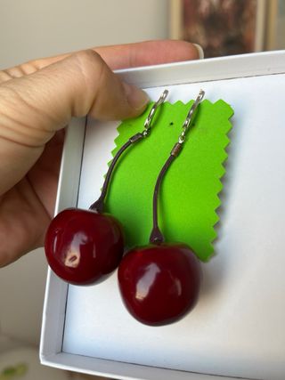 Pendientes cereza rojos