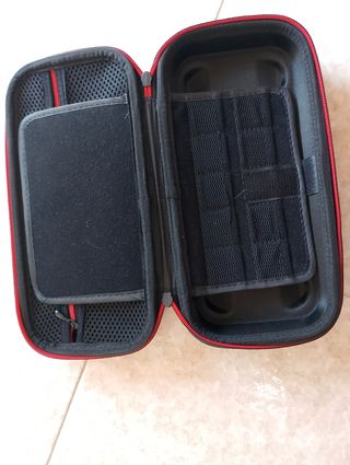 Nintendo Switch Console - Blu e Rossa