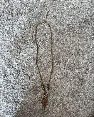 cada collar 4€