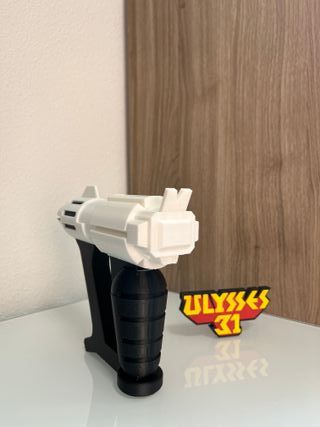 Réplica coleccionismo blaster Ulises 31 + REGALO