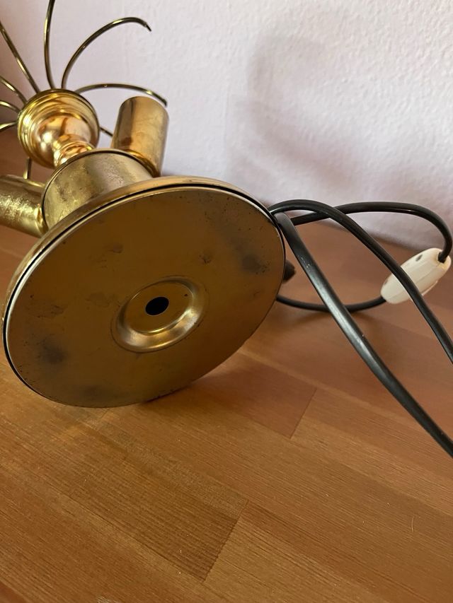 Lampara mesilla antigua dorada