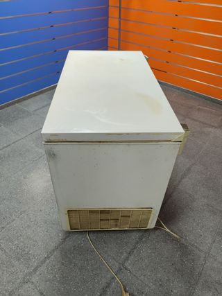 Congelador Corberó antiguo