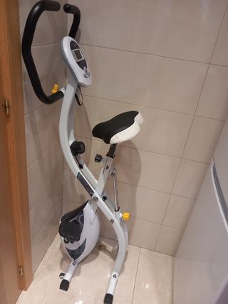 Bicicleta estática plegable BH