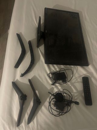 TV LG 22" negra