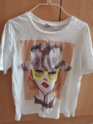 Camiseta Zara - Estampada