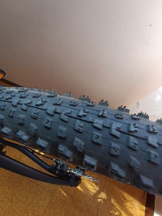 Bicicleta Giant MTB NUEVA  + Accesorios 
Talla L 
