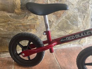 Bicicleta sin pedales Chico Red Bullet