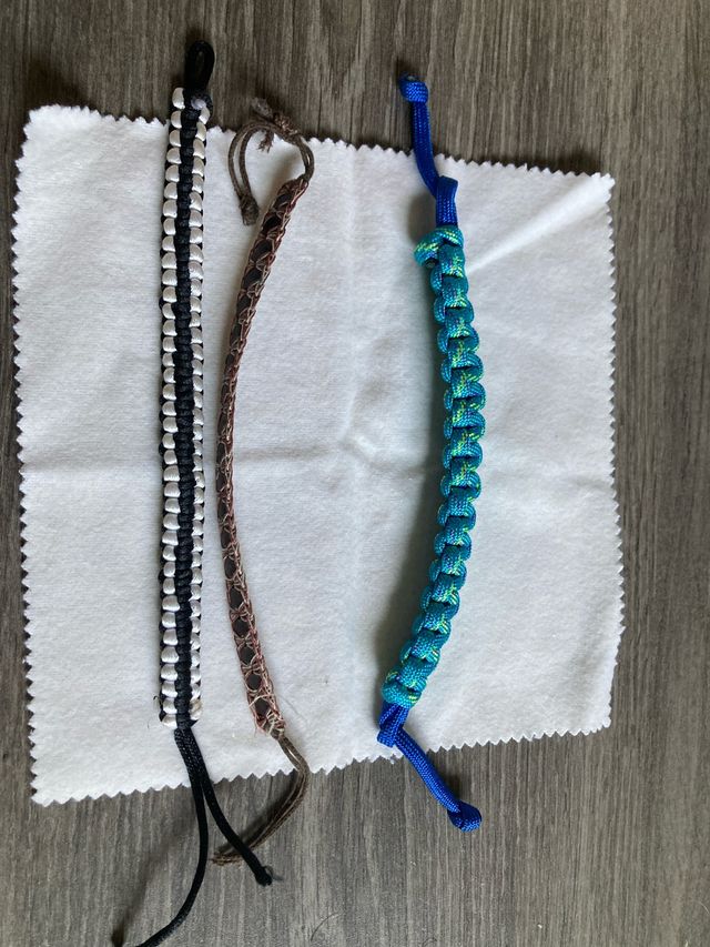 Pulseras tejidas - 3 unidades