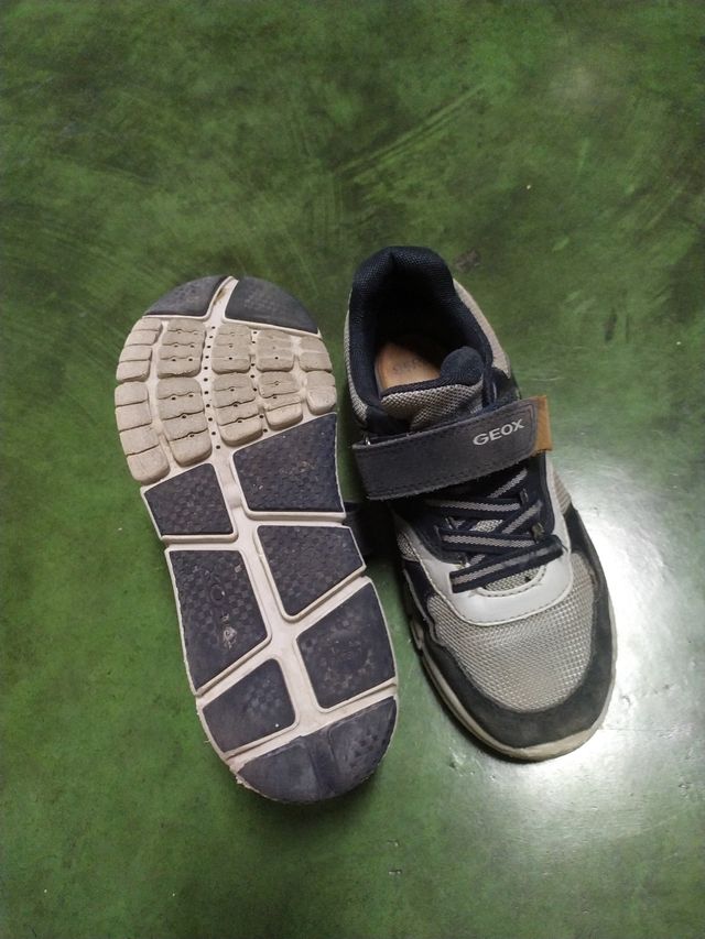 Zapatillas GEOX niño talla 34