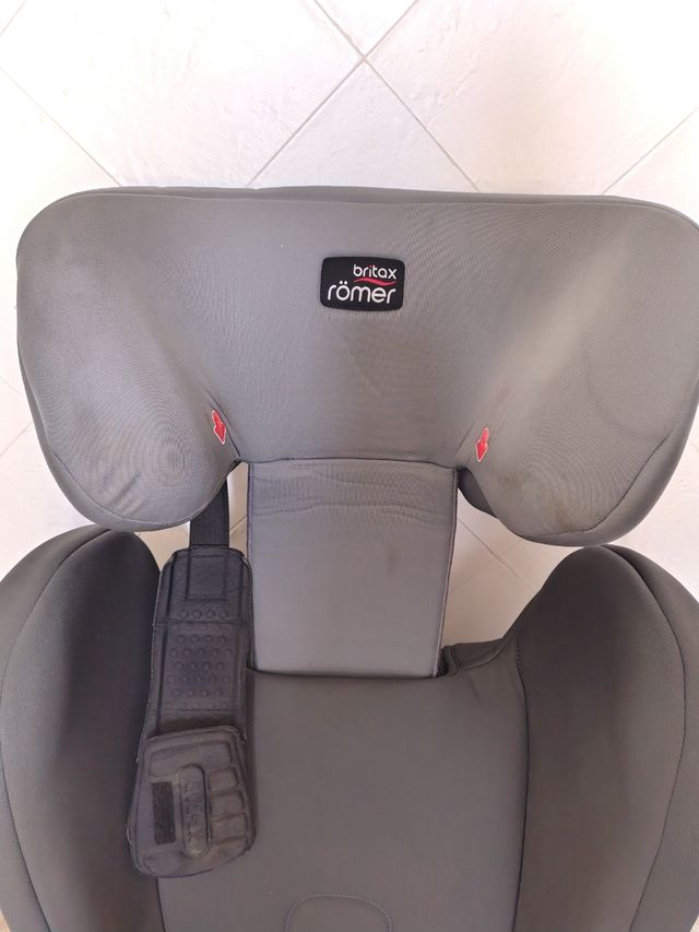 Silla coche Britax Römer. Buen estado.