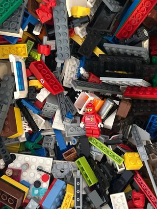 Lego: piezas sueltas + Barco, Ferrari...