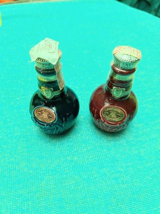 2 miniature Chivas Regal di 21 anni