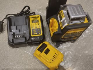 Nivel láser Dewalt DCB107