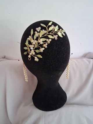 Conjunto: tocado y pendientes con esmalte, fiesta