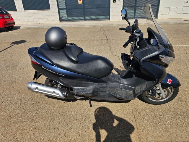 Suzuki Burgman 125cc - Scooter