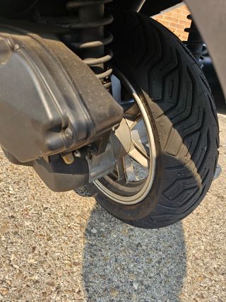 Suzuki Burgman 125cc - Scooter