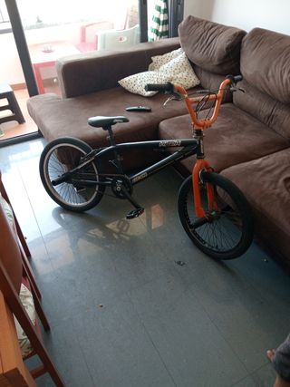 BMX Conor Hook - Bicicleta