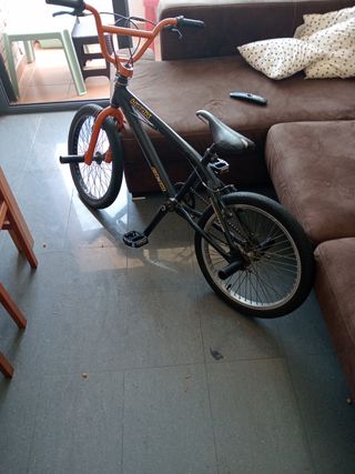 BMX Conor Hook - Bicicleta